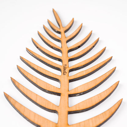 Palmella - Plant trellis inspired by the Palm Leaf